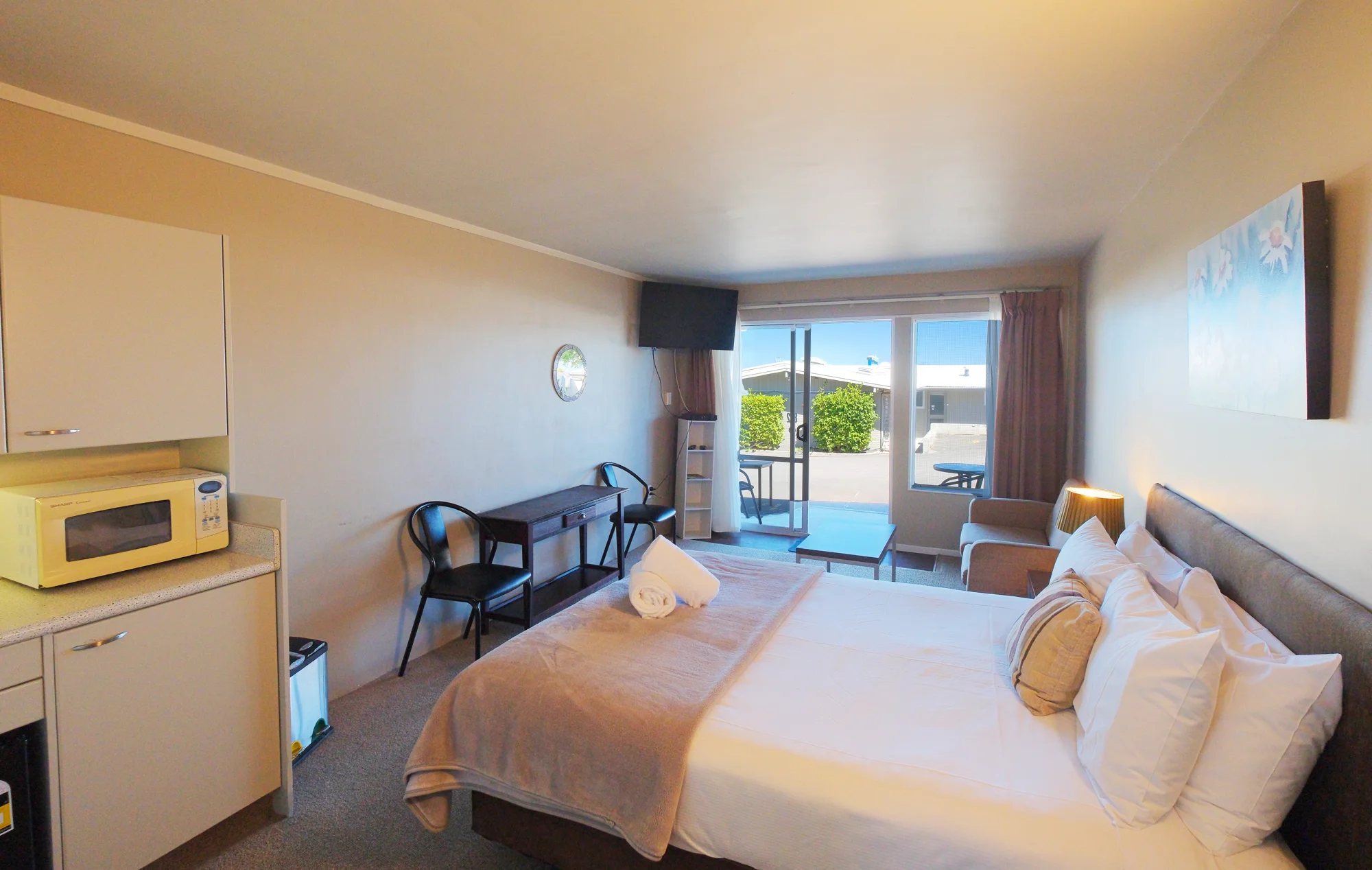 Ground Floor Double Studio at Twin Peaks · view 2