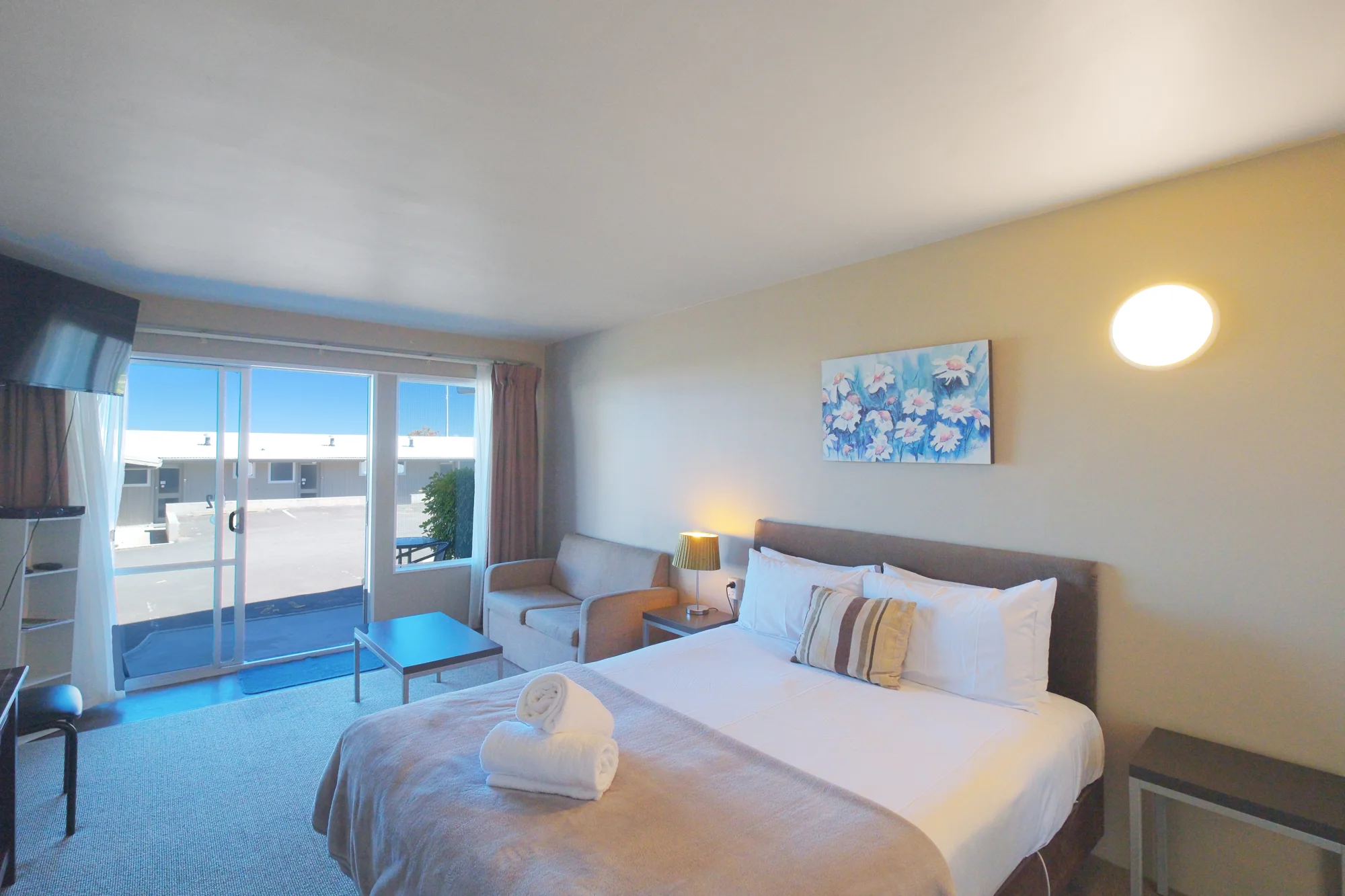 Ground Floor Double Studio at Twin Peaks · view 3