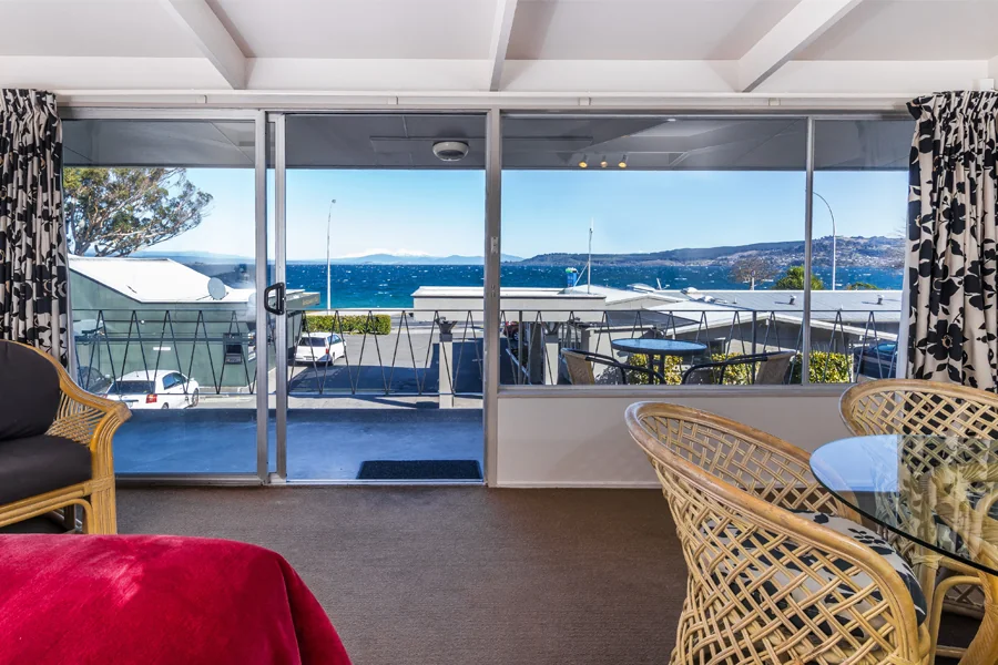 Upstairs One Bedroom · 19 & 20